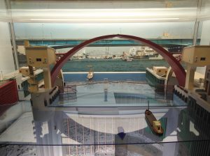 アーチ型水門模型