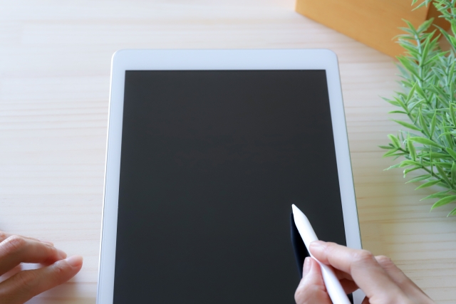 タブレットで手書きメモのイメージ